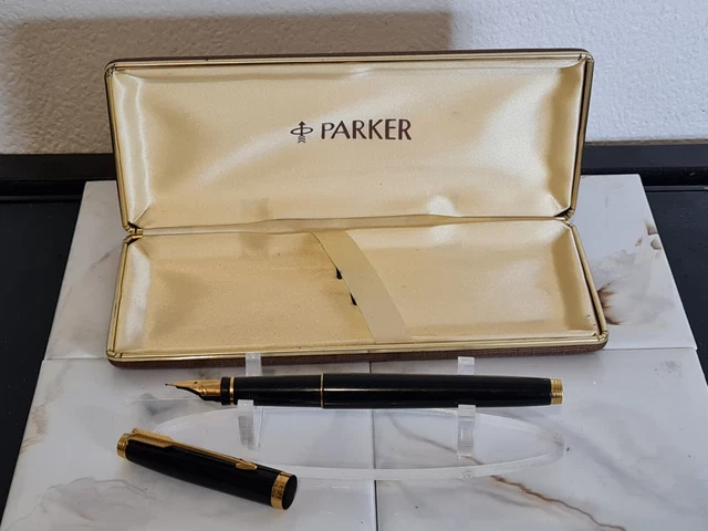 Stylo Plume Parker 75 Noir - Plume En Or 18 Carats - Occasion