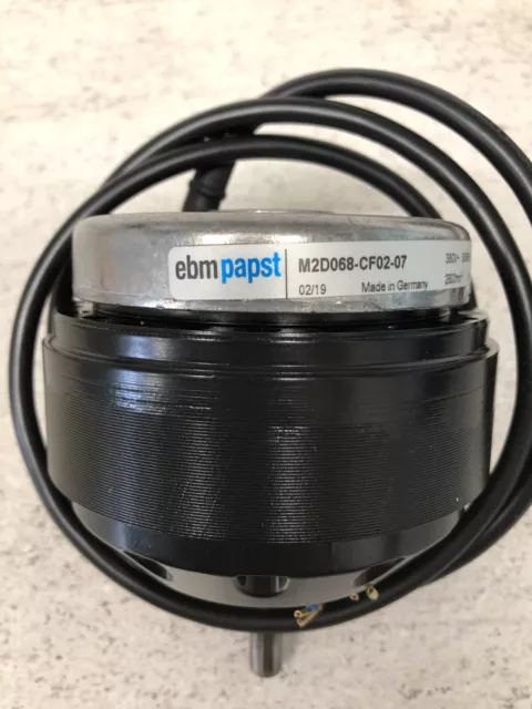 Motore ventola ebm-papst 140 W da utilizzare con ventola assiale serie A 200 mm diagonale CA