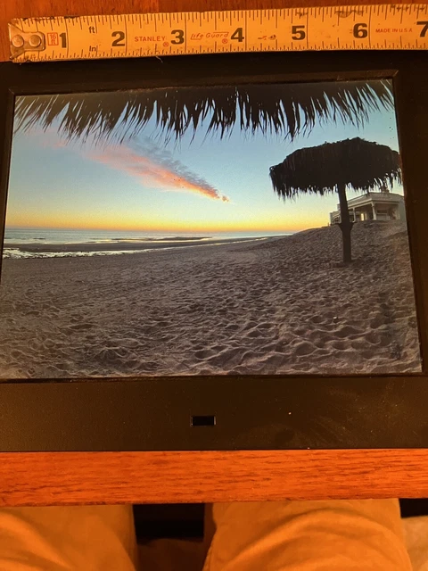 Nix X08E 8” Digital Photo Frame - Gently Used
