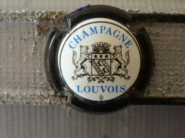 SEMI ANCIENNE , Capsule de champagne LOUVOIS  N°10  COTE 12