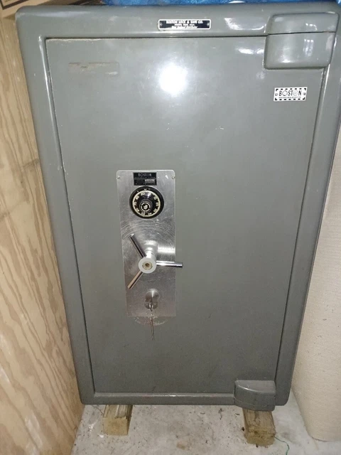 Sterling TL-30 Safe