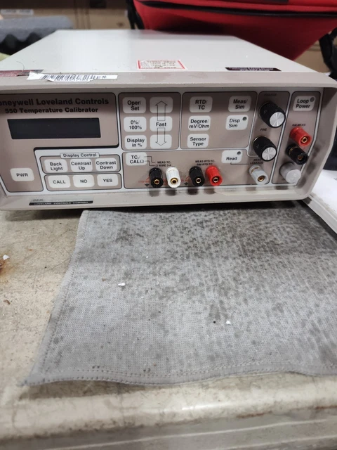 Honeywell Loveland Temperature Calibrator 550A Complete Kit