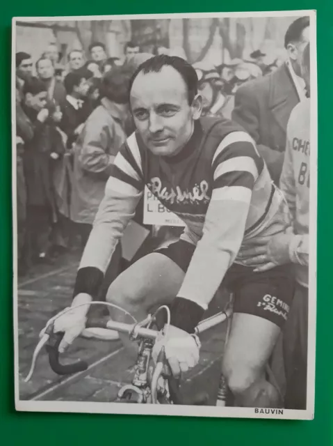 CYCLISME  PHOTO  cycliste GILBERT BAUVIN  format 24 /18 (miroir sprint)