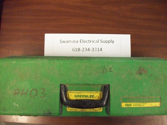 Greenlee 7804 quick draw hydraulic Knockout Punch 1/2 thru 2”
