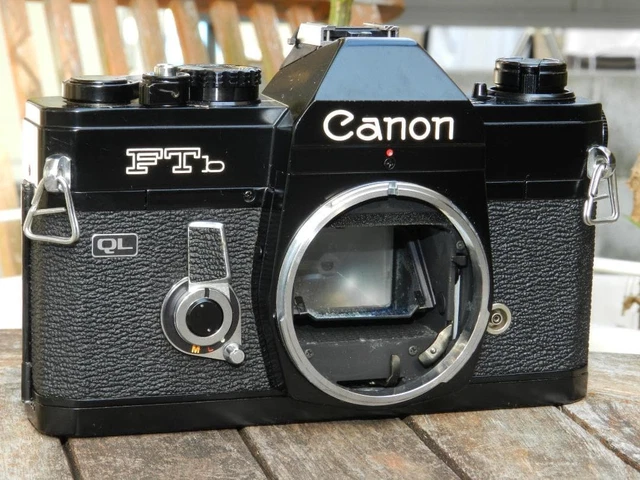 Reflex Canon FTB QL 35mm Avec Objectifs Télé Et Grand-angle - Argenté - À Réviser