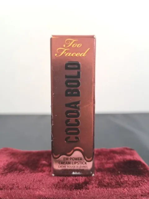 TOO FACED Lippenstift Kakao fett EM-Power Creme 3,3 g Schokoladenlava brandneu in Verpackung
