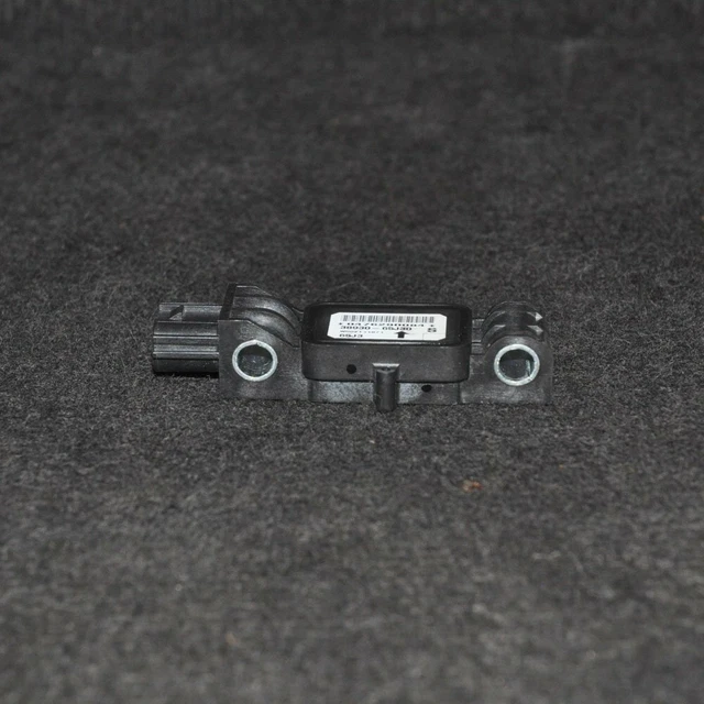 Capteur collision part arrière gauche Suzuki Grand Vitara 38930-65J30 MK2 1.9D