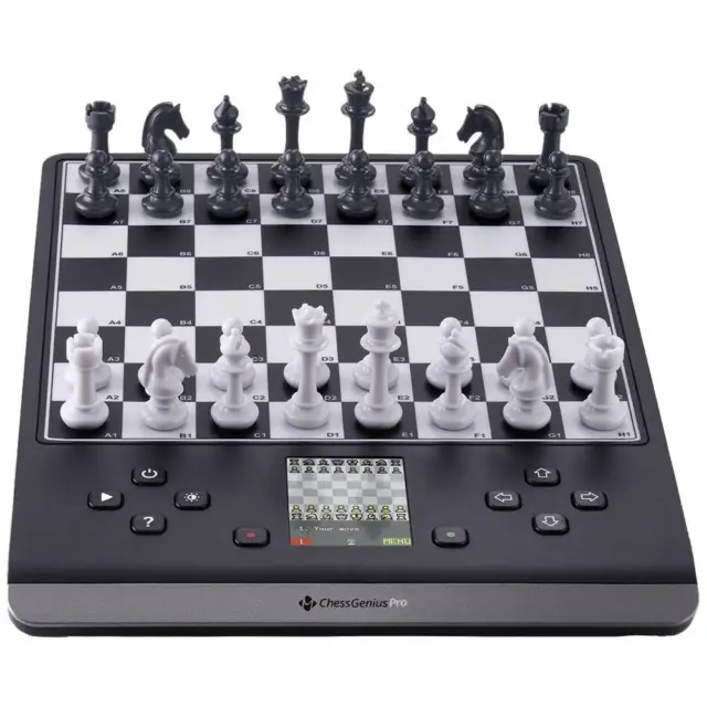 Millennium Chess Genius Pro M815 Jeu déchecs électronique Fonctions IA, Pions