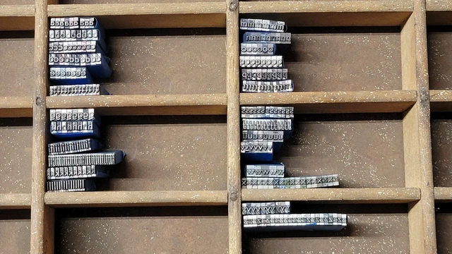 12 Pt SPARTAN Font Metal Letterpress Printing Vintage Used Printer Blocks Set