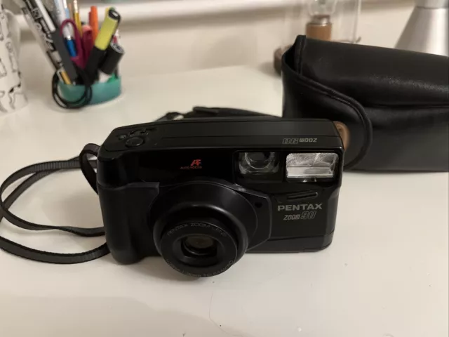 pentax zoom 90 camera in excellent condition with case