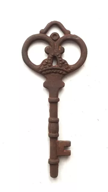 Victorian Key Vintage Antique Style Cast Iron Skeleton Key