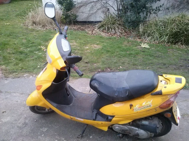 XINLING SCOOTER XL50 QTB ( MODEL ) 50 cc Petrol 2