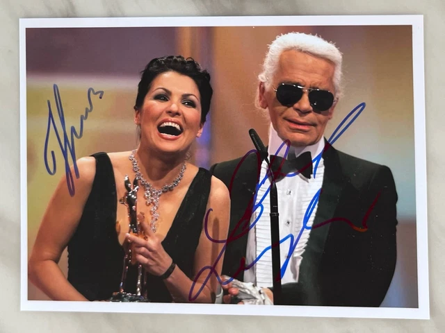 Karl Lagerfeld & Anna Netrebko 13x18 cm Signiertes Foto. Autogramm / Autograph