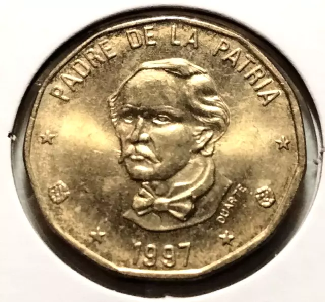 1997  Dominican Republic 1  Peso  Coin  - KM# 80.3 - (INV#8368)