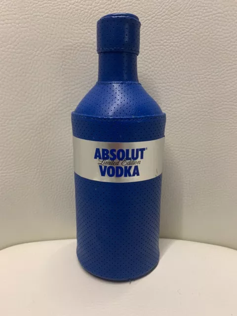 Absolut Vodka FINNLAND SKIN with bottle - full & sealed