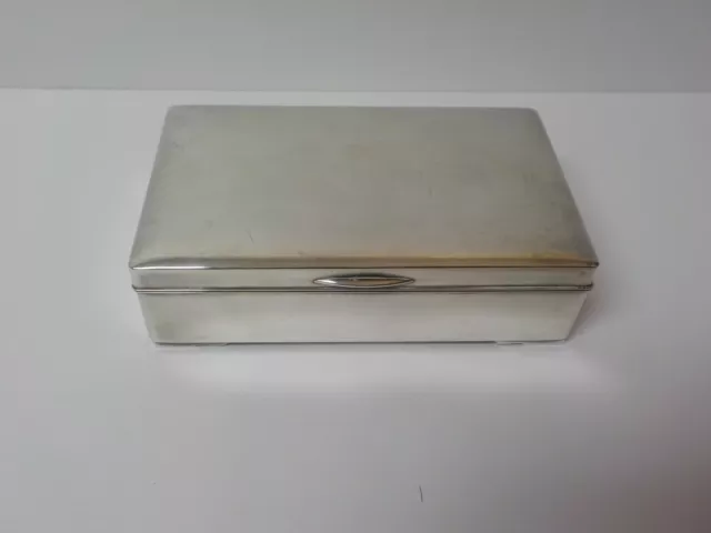 Vintage/Antique K. Uyeda .950 Japanese Sterling Silver Cigarette Box