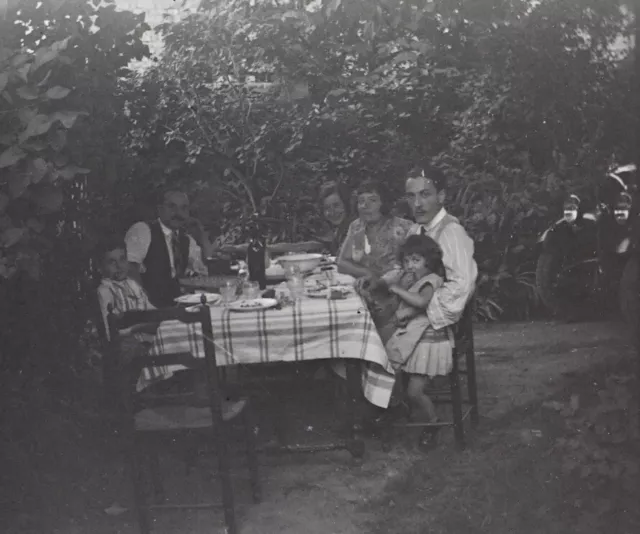 France Family at the Table c1930 Photo NEGATIVE STEREO Plate Vintage V36L3n 3