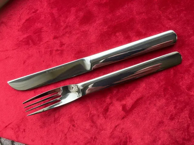 Juego de cuchillos y tenedores de acero inoxidable Kalmar Designs con caja  HECHO EN ITALIA