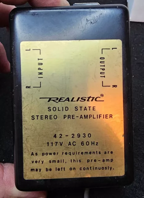 Realistic Solid State Stereo Pre-Amplifier