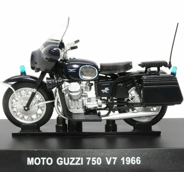 Moto Guzzi 750 V7 1:24 Scale Die-cast Model Motorcycle Motorbike Italian Police