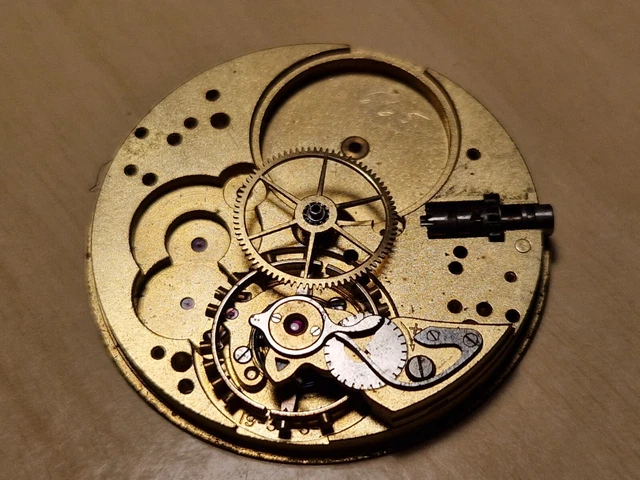 Lot De 2 Montres De Poche Zenith 18.28 + 1 Mouvement Pour Pièces - Occasion