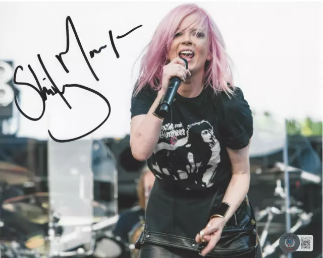 SHIRLEY MANSON - LEAD SINGER OF GARBAGE - SIGNED 8x10 PHOTO B BECKETT COA BAS