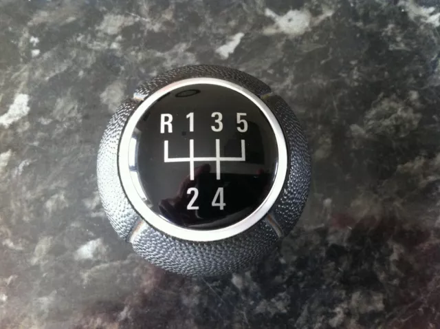 Vauxhall Corsa C/ Astra G / Vectra B Black Gear Stick Knob Complete With Spring