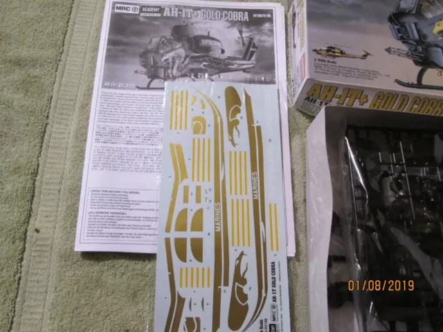 MRC Academy  1/35 AH-1T+ Supercobra "Gold Cobra" 2198 3