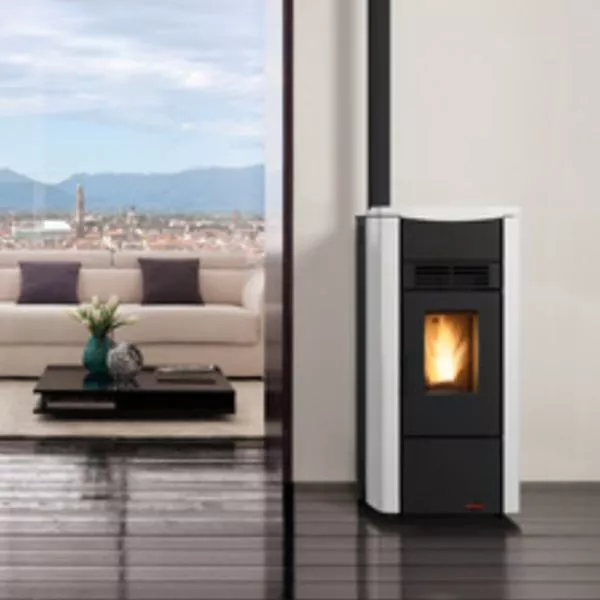 Poêle à Granulés Extraflame La Nordica Giusy Plus Canalisé Blanc 8 Kw 88952