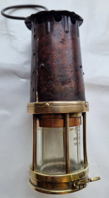 Antique  Naylor Wigan marsaut miners lamp