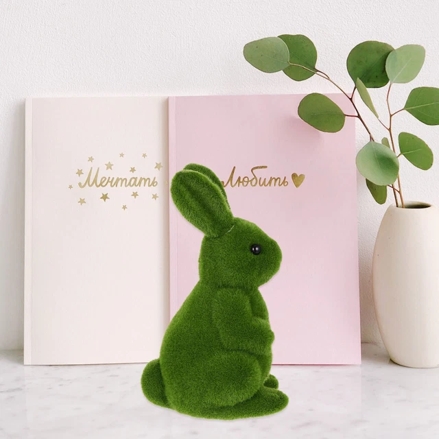 Bunny Statue Tafelaufsatz Grün Moos Bälle 3