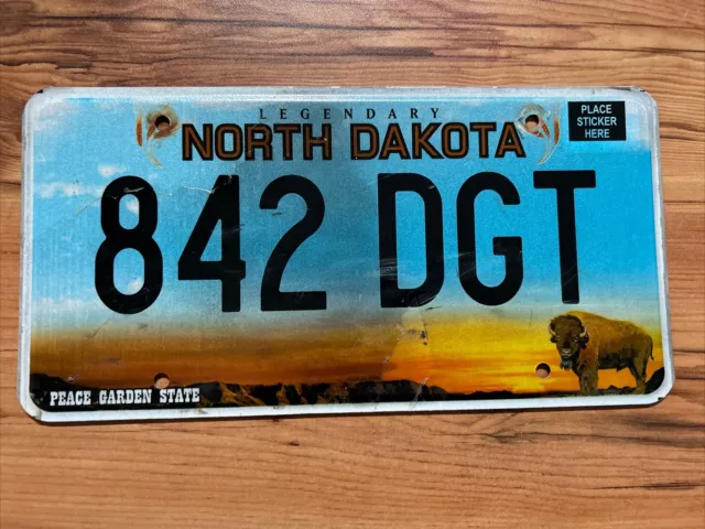 Expired NORTH DAKOTA LICENSE PLATE LEGENDARY/BUFFALO