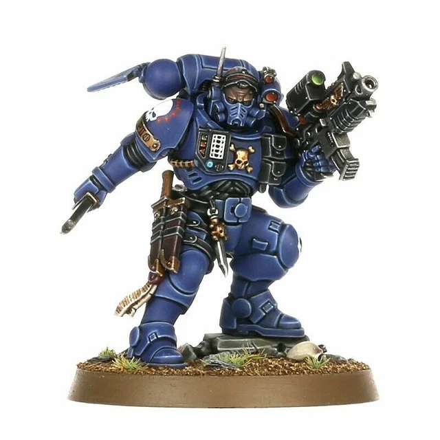 Warhammer - Space Marine Primaris Librarian En Armure Phobos - Figurine En Plastique à Peindre - 10 Pièces, Base 40 Mm - 8