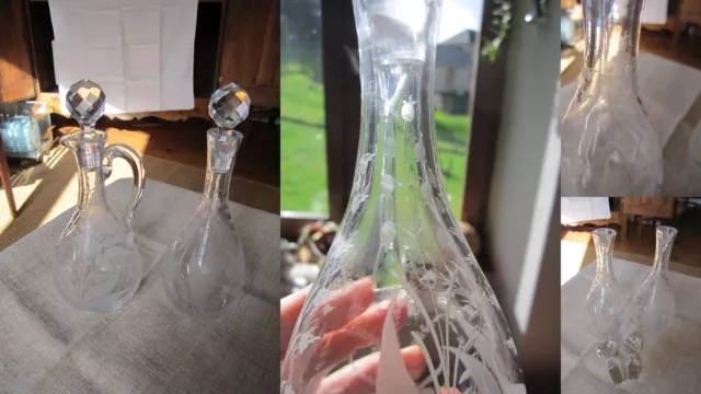 paire de carafes a liqueur en cristal a décor de muguet