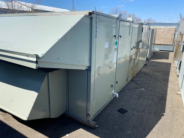 Trane YCD 30 Ton Rooftop Unit YCD360B4P 460V 3PH Nat Gas Heat MFD 2013 Used