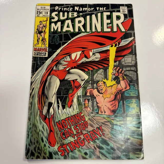 * Sub-Mariner # 19 * KEY ! 1st App STINGRAY ! Silver Age Marvel Comics 1969 … VG