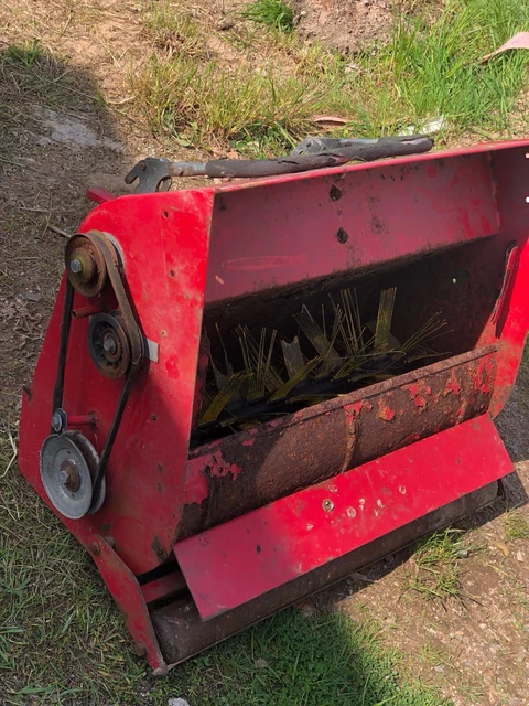 Westwood s1300 online grass collector