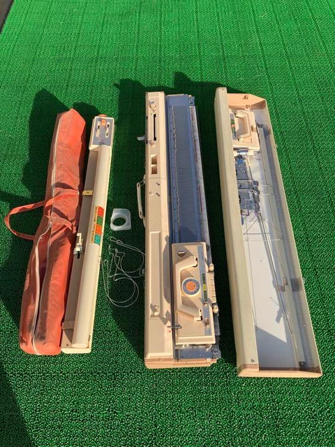 Máquina de tejer parcialmente dañada Brother KH-831 DE COLECCIÓN basura antigua JP