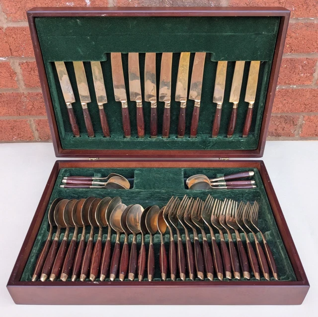 Lot de couverts - Lot 17 - enchères
