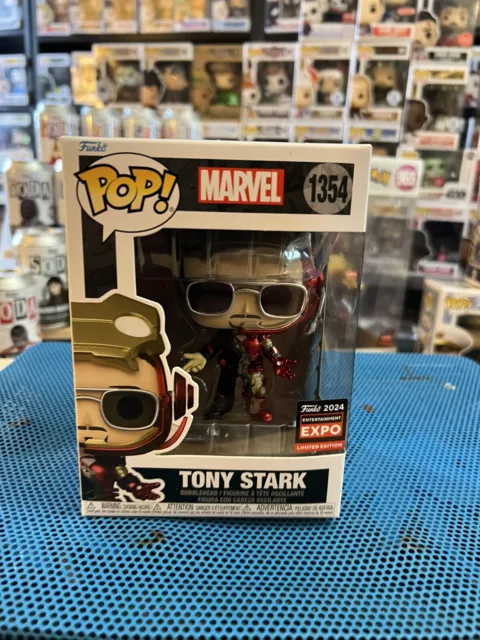 IN HAND C2E2 SHARED EXPO STICKER Tony Stark Iron Man Funko Pop #1354 Marvel