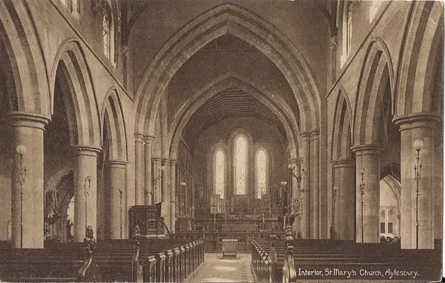 Scarce Postcard - Interior St Mary's Church - Aylesbury - Buckinghamshire C.1918