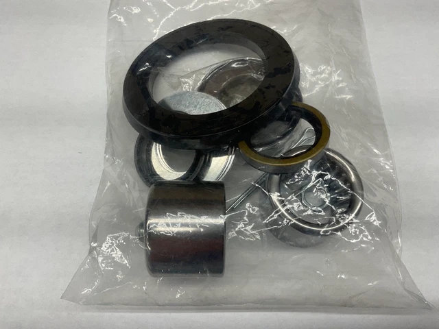 Toyota King Pin Repair Kit 04432-U2020-71 04432-U2021-71 04432-U1030-71 Forklift