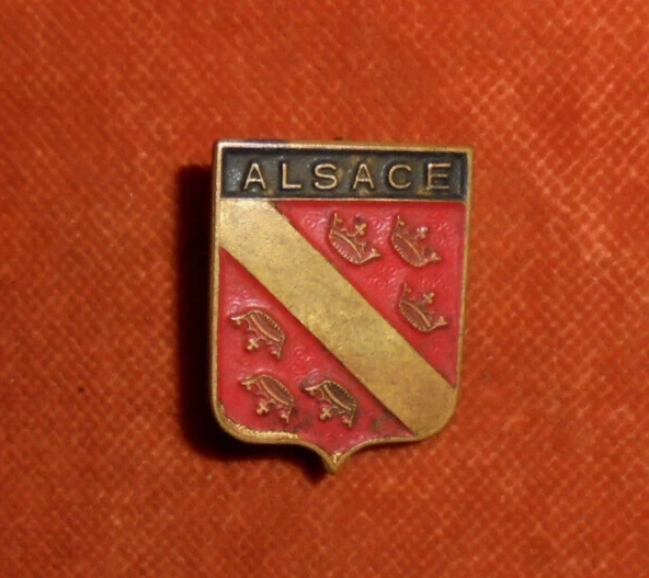 Pin's Blason Abbeville BG9325 – Insigne Émaillé Animal
