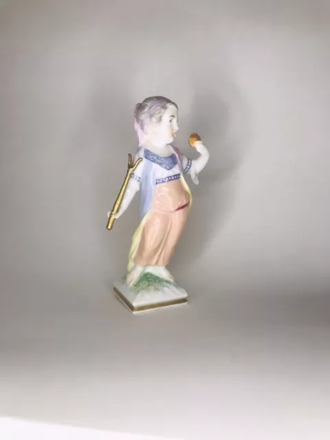 KPM PORCELAIN FIGURE “Juno”