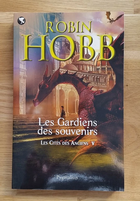 LES CITÉS DES Anciens 5 Les gardiens des souvenirs Hobb 2012