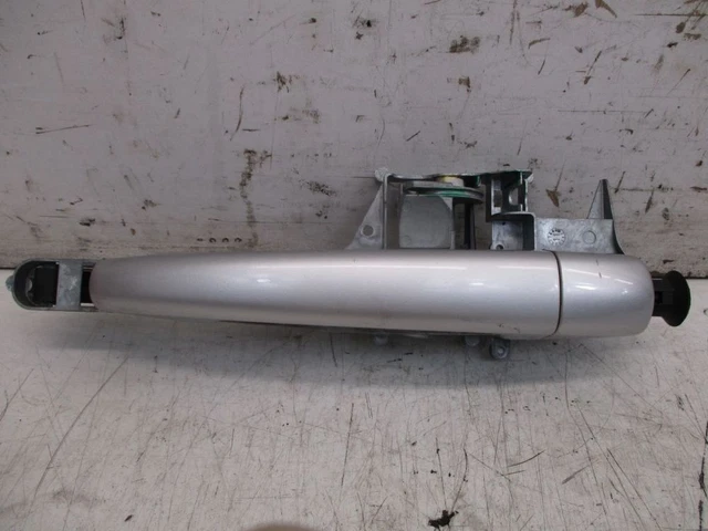 Poignée De Porte Arrière Droite Pour Peugeot 205 - Pièce D'occasion, Origine France | PSA Peugeot Citroën