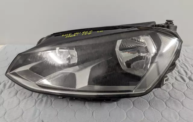 2015 Volkswagen Golf Mk7 Passengers Front Left Headlamp / Headlight Halogen Type