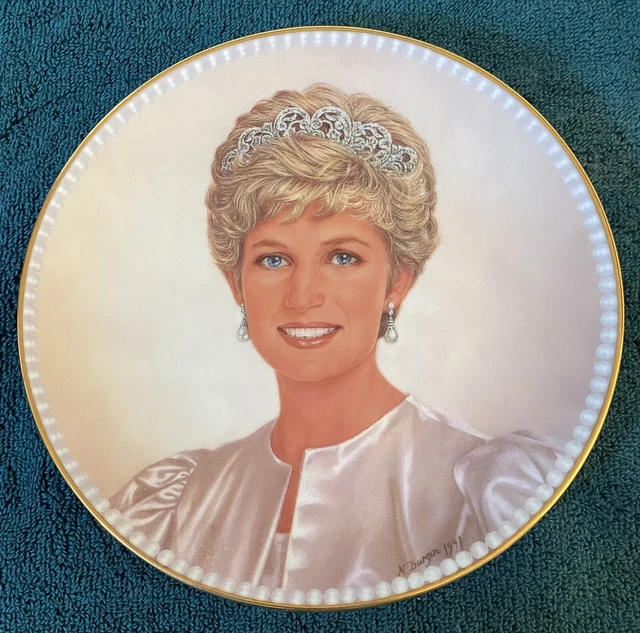 Photo Ancienne Princesse Diana 1993 – Porcelaine Encadrée – Décoration Vintage