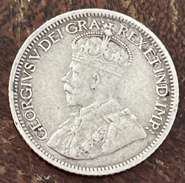 Canada 1914 10 Cents Silver Very Nice Condition L90