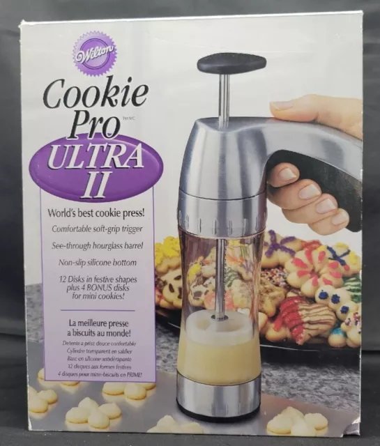 Wilton Cookie Pro Ultra II Cookie Press w/ 16 Shaping Disks Lightly Used